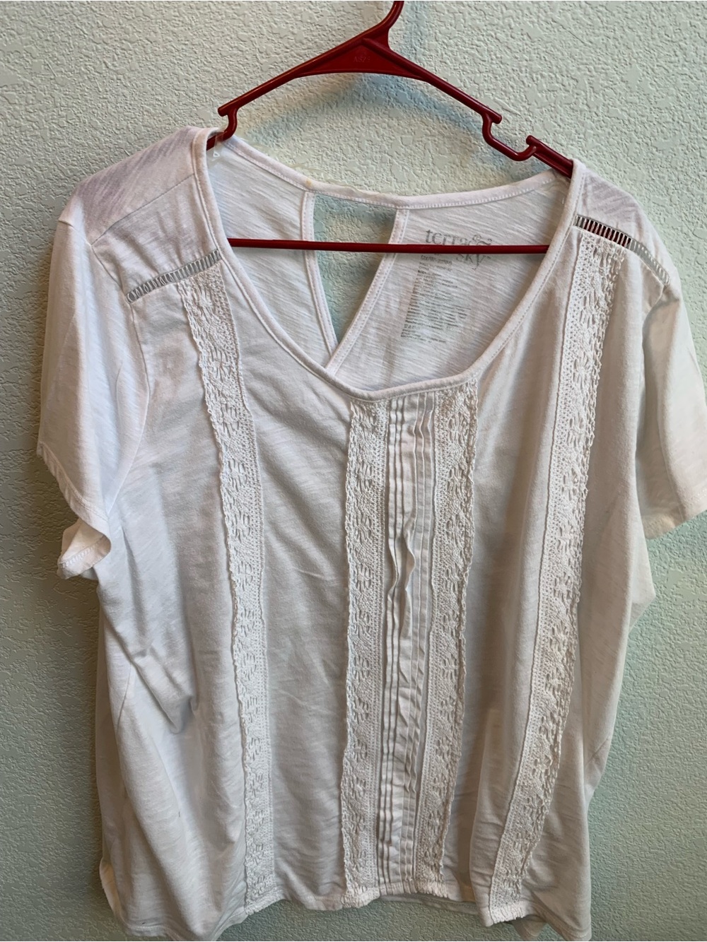 Terra & Sky White Lace-Trim V-Neck Tee